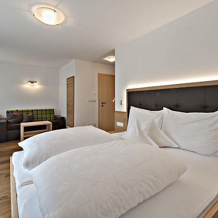 Hotel Pfandleralm San Martino In Passiria  Ruang foto