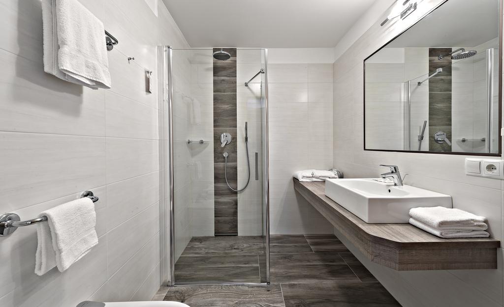 Hotel Pfandleralm San Martino In Passiria  Ruang foto